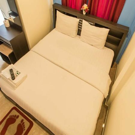Retox Game On Hotell Pattaya Exteriör bild